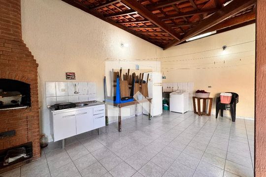 Lavanderia de casa à venda com 3 quartos, 199m² em Vila Camilopolis, Santo André