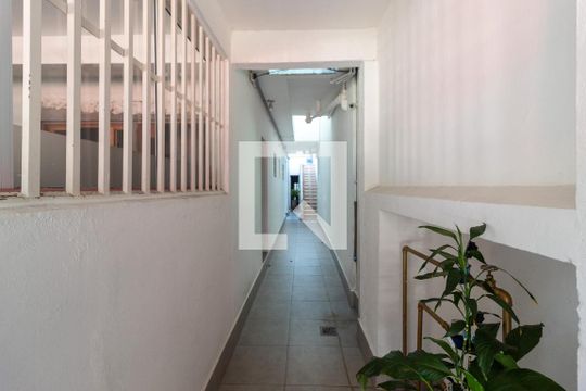 Quintal de Acesso de casa para alugar com 1 quarto, 34m² em Santo Amaro, São Paulo