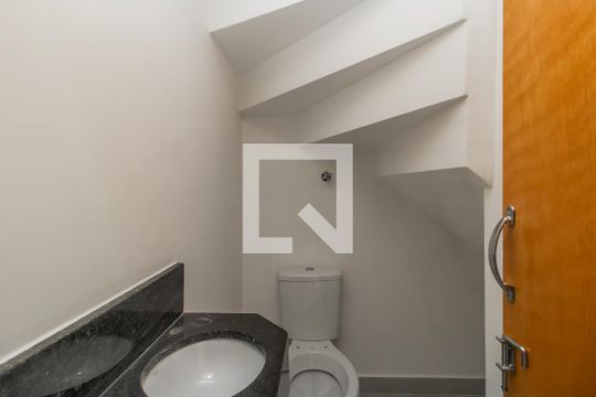 Lavabo de casa à venda com 3 quartos, 105m² em Vila Guilhermina, São Paulo