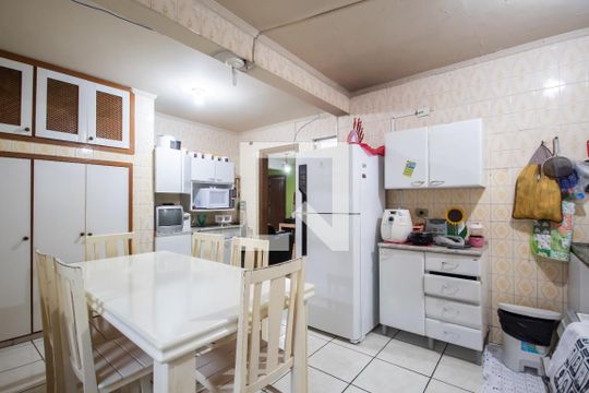 Cozinha de casa à venda com 8 quartos, 366m² em Santo Antônio, Osasco