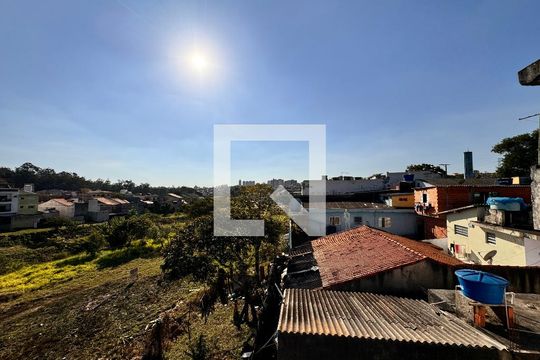 Vista  de casa à venda com 3 quartos, 270m² em Jardim Alvorada, Santo André