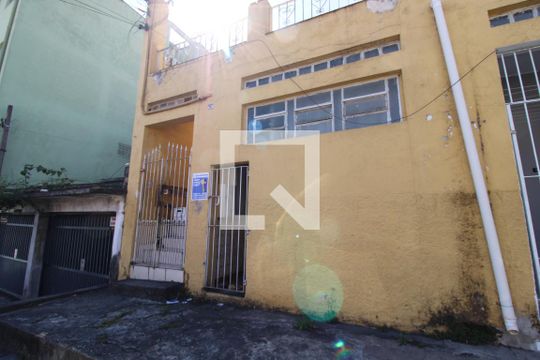 Fachada de casa à venda com 3 quartos, 60m² em Jardim Boa Vista (zona Oeste), São Paulo