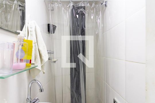 Banheiro da suíte 1 de apartamento à venda com 3 quartos, 100m² em Jardim Botânico, Rio de Janeiro