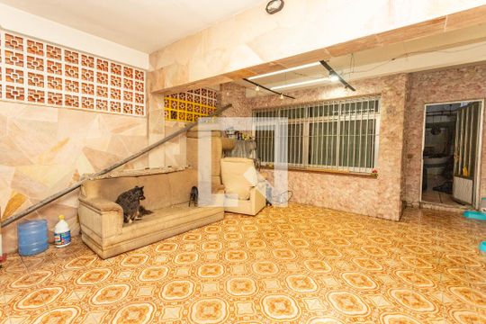 Garagem de casa para alugar com 3 quartos, 130m² em Taboão, São Bernardo do Campo