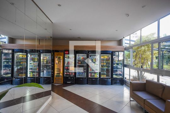 Mercadinho de apartamento à venda com 3 quartos, 66m² em Vila Andrade, São Paulo