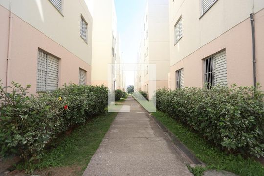 Área comum de apartamento para alugar com 2 quartos, 50m² em Jardim Monte Cristo, Suzano