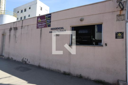 Fachada de apartamento para alugar com 2 quartos, 50m² em Jardim Monte Cristo, Suzano