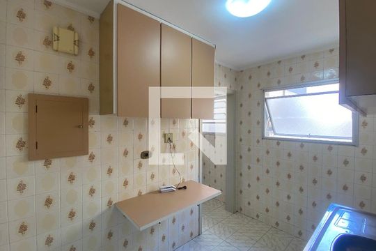 Cozinha de apartamento para alugar com 1 quarto, 58m² em Brás, São Paulo