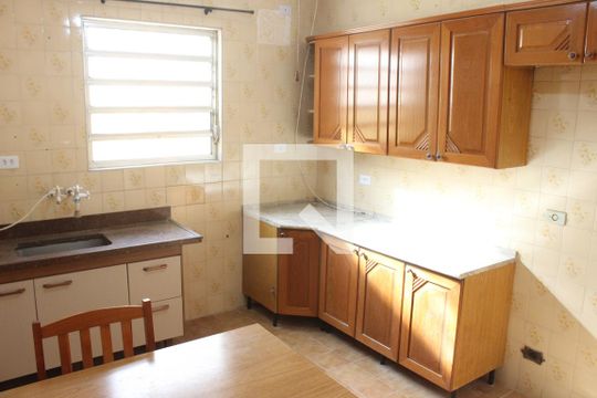 Cozinha de casa para alugar com 1 quarto, 75m² em Catiapoã, São Vicente