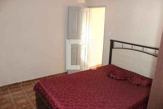 Quarto de casa para alugar com 1 quarto, 75m² em Catiapoã, São Vicente