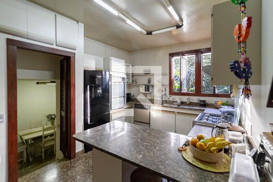 Cozinha de casa à venda com 4 quartos, 640m² em Bandeirantes (pampulha), Belo Horizonte