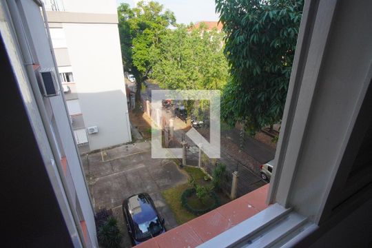 Sala 1 vista de apartamento à venda com 1 quarto, 65m² em Vila Ipiranga, Porto Alegre