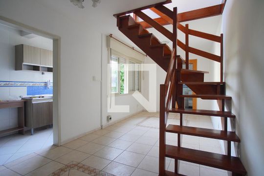 Sala 1 de apartamento à venda com 1 quarto, 65m² em Vila Ipiranga, Porto Alegre
