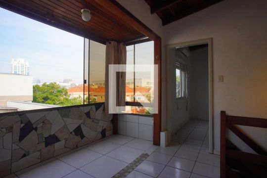 Sala - Cobertura de apartamento à venda com 1 quarto, 65m² em Vila Ipiranga, Porto Alegre