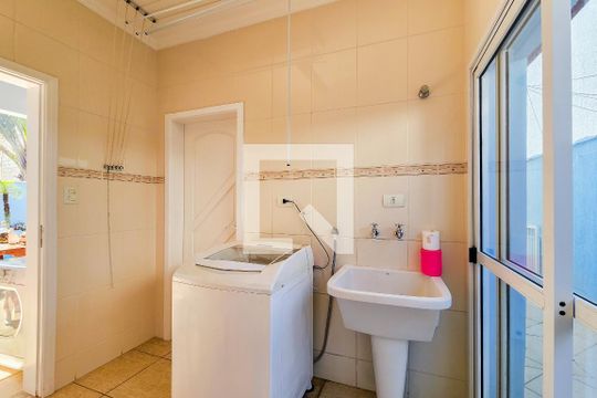 Área de Serviço de casa de condomínio para alugar com 4 quartos, 327m² em Jardim Altos de Santana Ii, Jacareí
