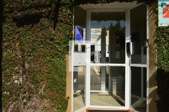 fachada + plaquinha de apartamento à venda com 1 quarto, 48m² em Cambuci, São Paulo