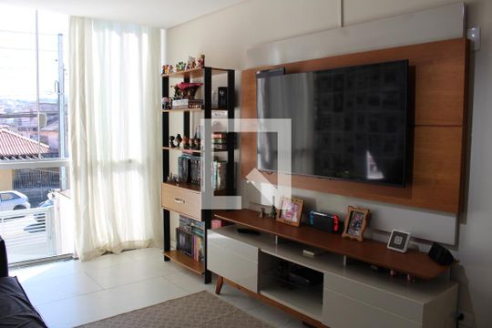 Sala de casa para alugar com 3 quartos, 120m² em Vila California, São Paulo