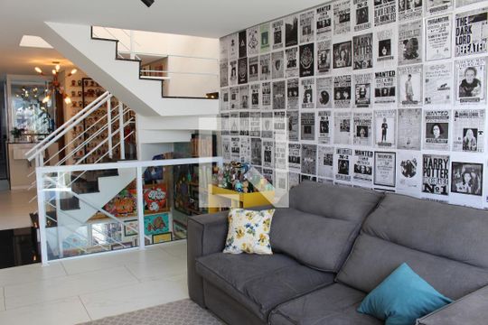Sala de casa para alugar com 3 quartos, 120m² em Vila California, São Paulo