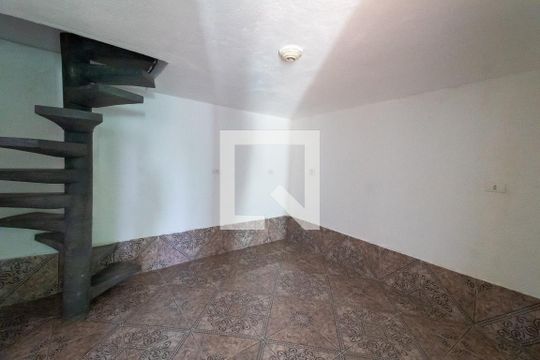Quarto de casa para alugar com 1 quarto, 80m² em Vila Bela, São Paulo