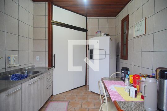 Cozinha 1 de casa à venda com 5 quartos, 303m² em Operário, Novo Hamburgo