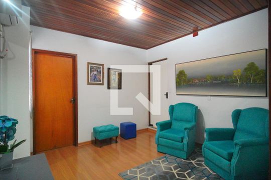 Casa à venda com 5 quartos, 303m² em Operário, Novo Hamburgo
