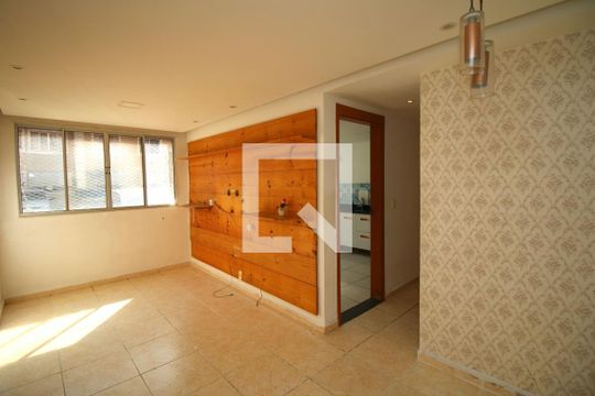 Apartamento à venda com 1 quarto, 48m² em Vigário Geral, Rio de Janeiro