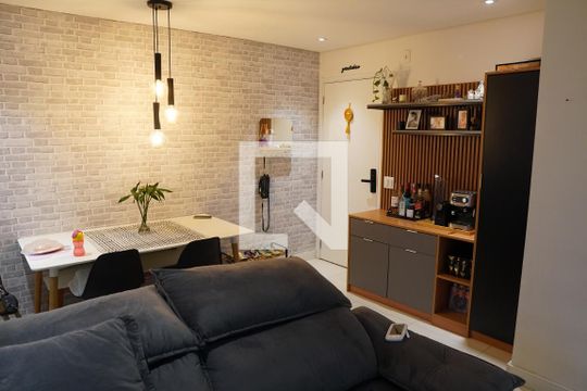 Apartamento para alugar com 3 quartos, 67m² em Super Quadra Morumbi, São Paulo