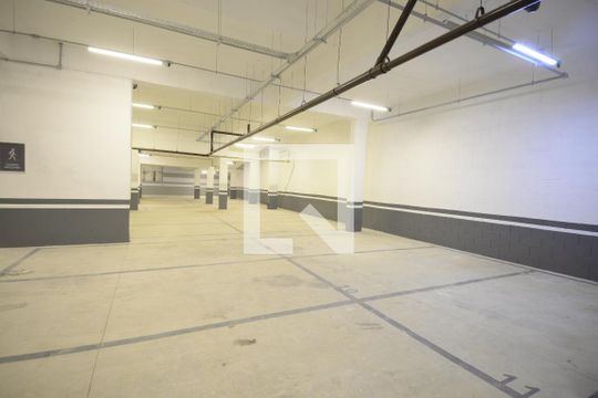 Garagem de apartamento à venda com 2 quartos, 69m² em Itaim Bibi, São Paulo