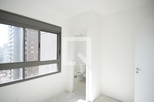 Suíte 1 de apartamento à venda com 2 quartos, 69m² em Itaim Bibi, São Paulo