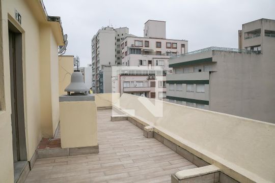 Área externa de kitnet/studio à venda com 1 quarto, 24m² em Centro Histórico, Porto Alegre