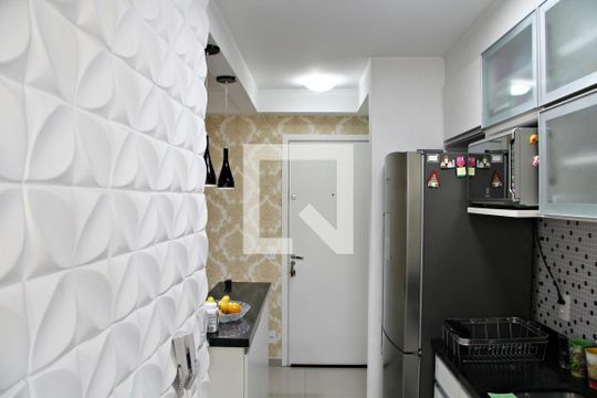 Cozinha  de apartamento à venda com 2 quartos, 54m² em Jardim Imperador, Guarulhos