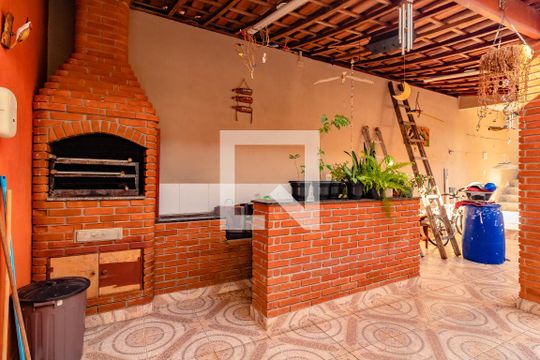 Área comum de casa à venda com 3 quartos, 300m² em Jardim Oriental, São Paulo