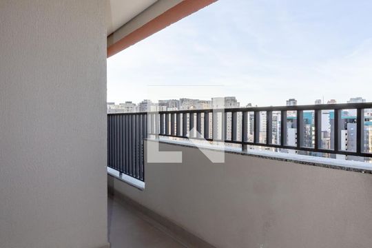 Sacada de apartamento à venda com 1 quarto, 35m² em Indianópolis, São Paulo