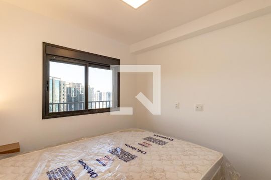 Quarto de apartamento à venda com 1 quarto, 35m² em Indianópolis, São Paulo