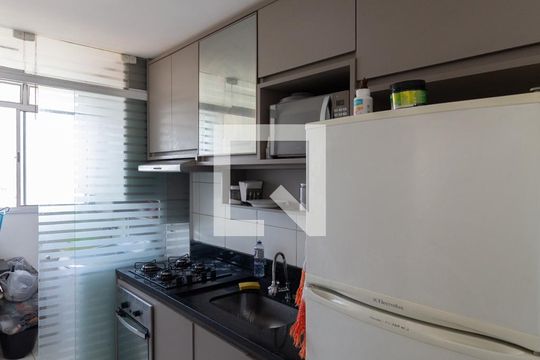 Cozinha e Área de Serviço de apartamento à venda com 2 quartos, 48m² em Ermelino Matarazzo, São Paulo