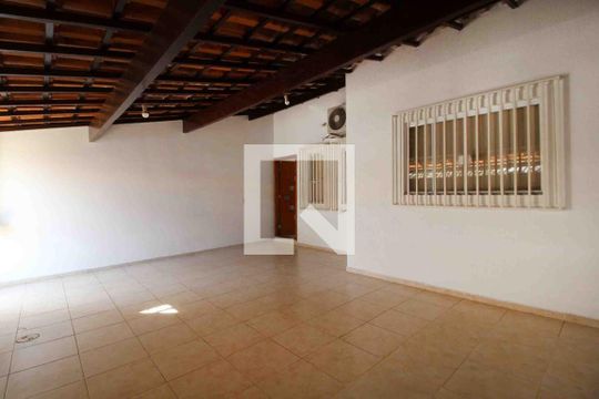 Garagem de casa para alugar com 3 quartos, 154m² em Jardim Paulista, Sorocaba