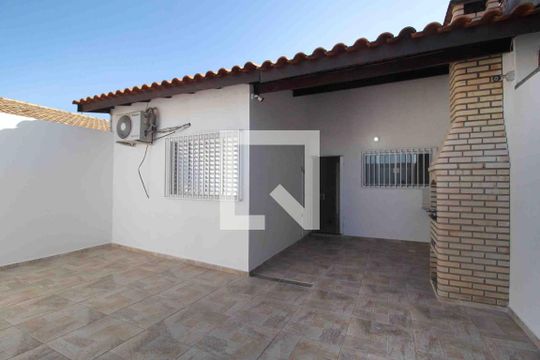 Área externa de casa para alugar com 3 quartos, 154m² em Jardim Paulista, Sorocaba
