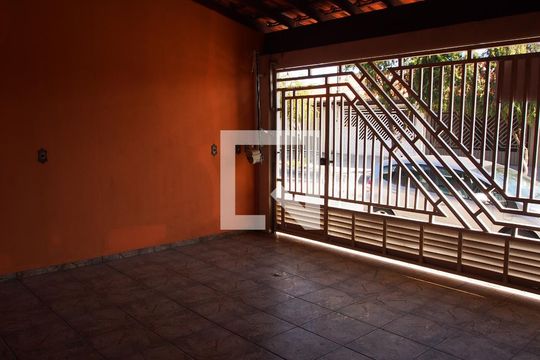 Garagem de casa à venda com 2 quartos, 150m² em Fazenda Grande, Jundiaí