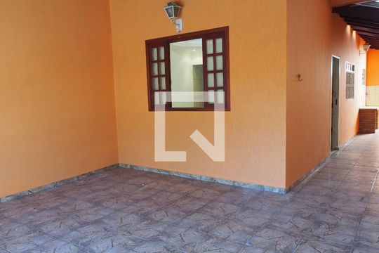 Garagem de casa à venda com 2 quartos, 150m² em Fazenda Grande, Jundiaí