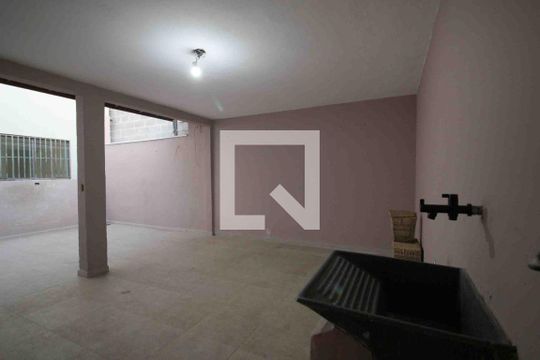 Área de Serviço de casa para alugar com 4 quartos, 186m² em Jardim Residencial Deolinda Guerra, Sorocaba