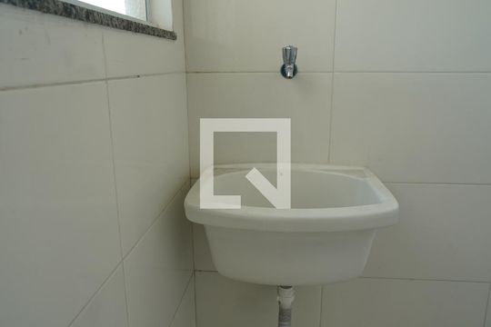 Área de serviço  de apartamento para alugar com 1 quarto, 58m² em Freguesia (jacarepaguá), Rio de Janeiro