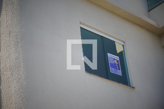 PLAQUINHA de apartamento à venda com 1 quarto, 77m² em Freguesia (jacarepaguá), Rio de Janeiro