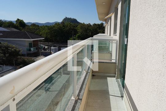 Varanda de apartamento à venda com 1 quarto, 77m² em Freguesia (jacarepaguá), Rio de Janeiro