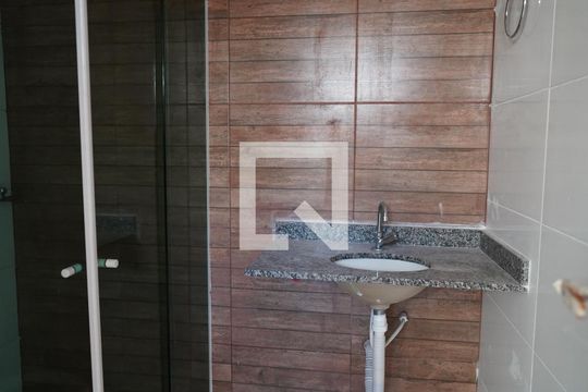 Banheiro de apartamento à venda com 1 quarto, 77m² em Freguesia (jacarepaguá), Rio de Janeiro