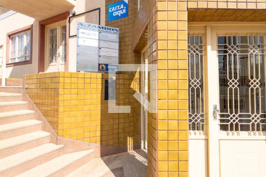Hall de entrada de kitnet/studio para alugar com 1 quarto, 35m² em Centro, Vinhedo