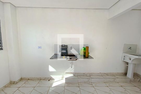 Sala/Cozinha de casa de condomínio à venda com 1 quarto, 28m² em Ipiranga, São Paulo