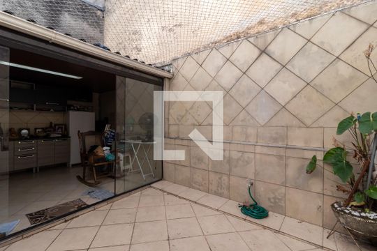Quintal de apartamento à venda com 2 quartos, 85m² em Santana, São Paulo
