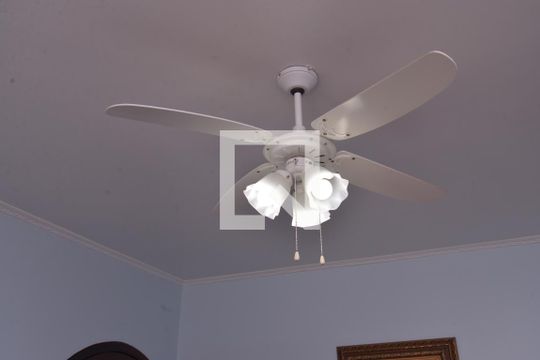 Detalhe Sala de casa à venda com 4 quartos, 236m² em Jardim Las Vegas, Santo André