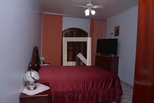 Quarto Suite 1 de casa à venda com 4 quartos, 236m² em Jardim Las Vegas, Santo André
