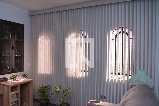 Sala de casa à venda com 4 quartos, 236m² em Jardim Las Vegas, Santo André